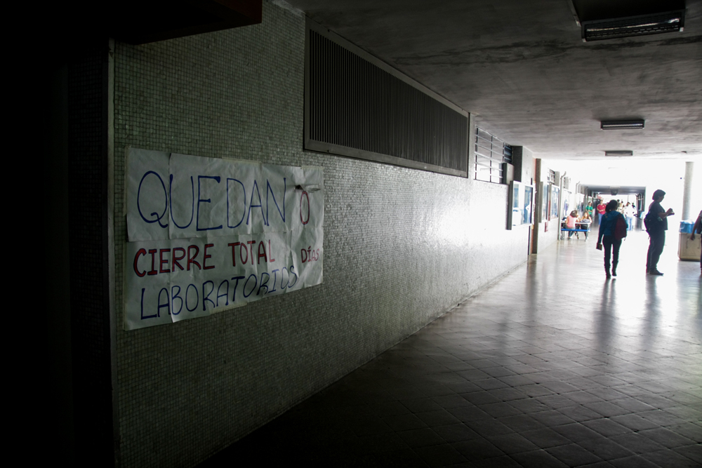 Los hospitales en Venezuela tienen fallas operativas, escasez de insumos y medicamentos