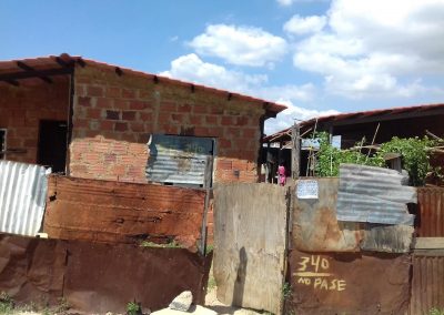 Misión Vivienda dejó inconclusas más de 15 casas en La Mirandina